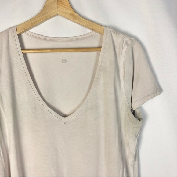 Lululemon Love Tee V Pink Glow Short Sleeve Athletic T-Shirt 6 - Picture 5 of 5